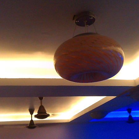 Hotel Rajendra Chinchani Zewnętrze zdjęcie